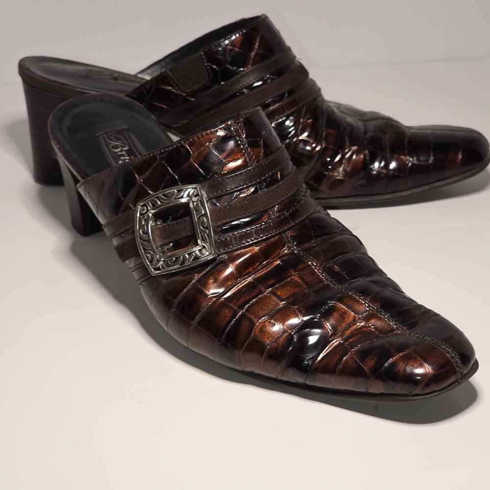 Brighton Italian Croc Embossed patent Brown leather Mules w/ Silver Buckle Sz 7
